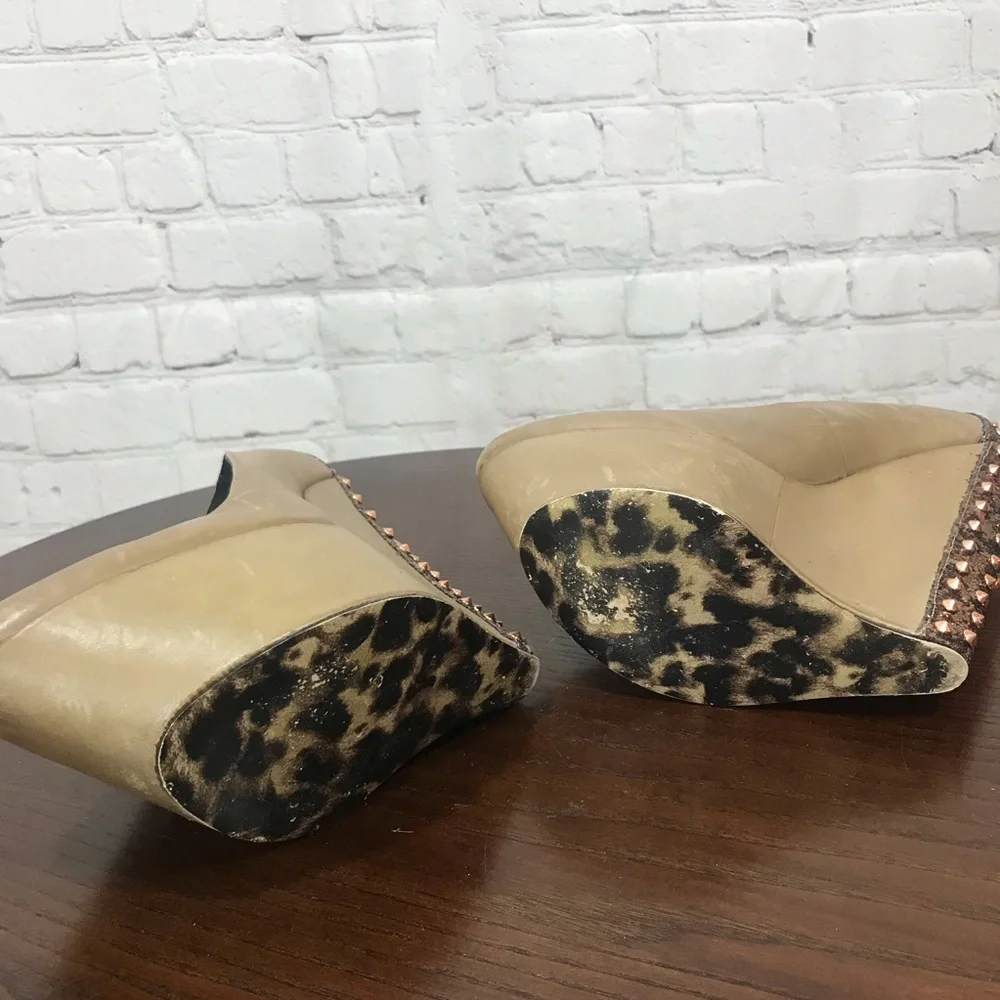 Betsey Johnson very sexy